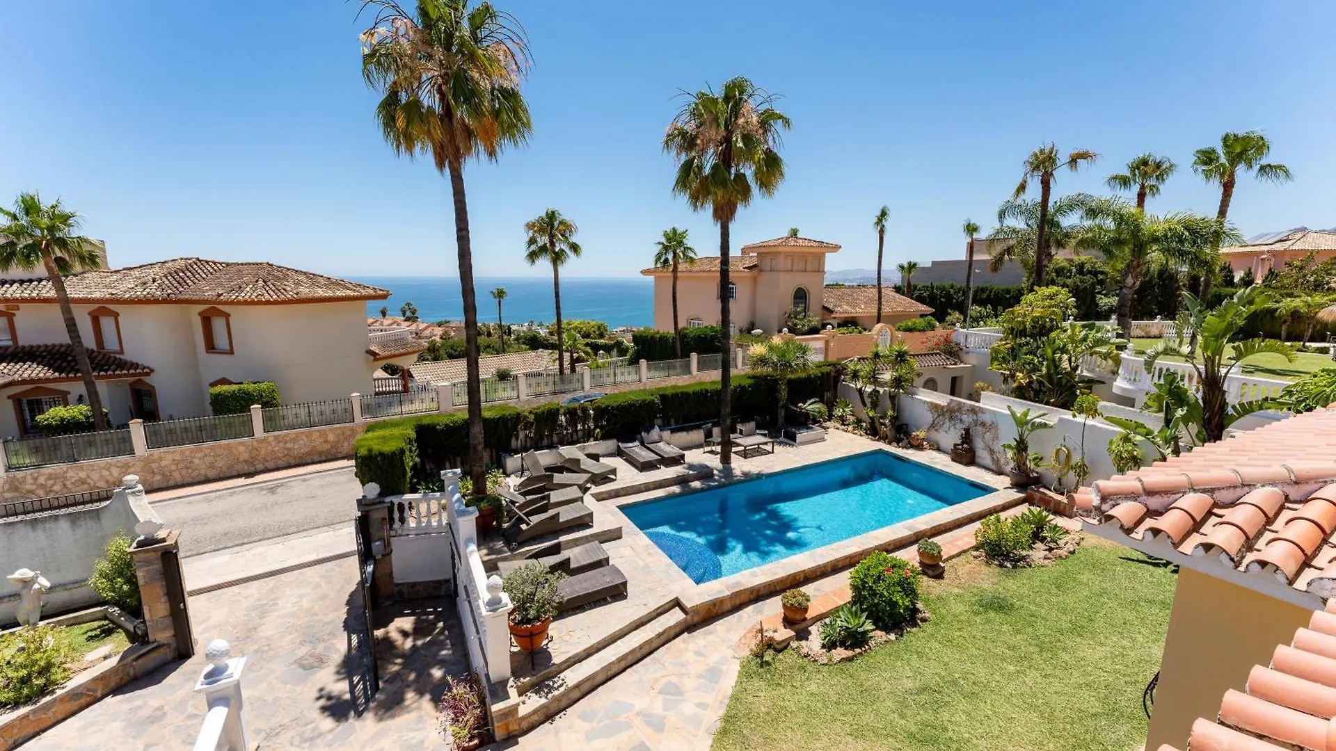 Rustic Spanish Villa Saltwater Pool Benalmadena